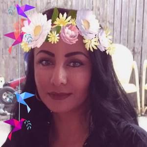 Meet your Posher, Iris